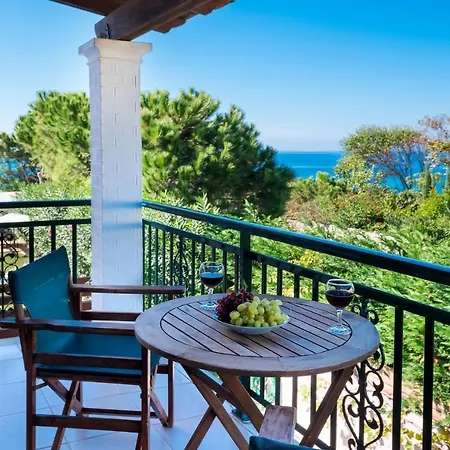 Villa Beachfront Rania By Posarellivillas